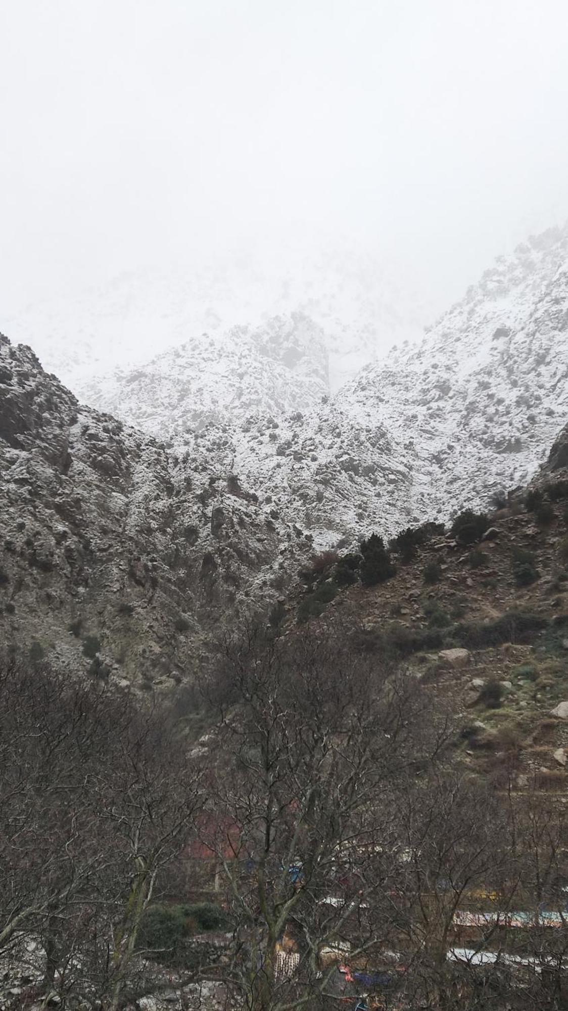Auberge Gite De Jeunesse Les Cascades Setti Fatma Exterior foto